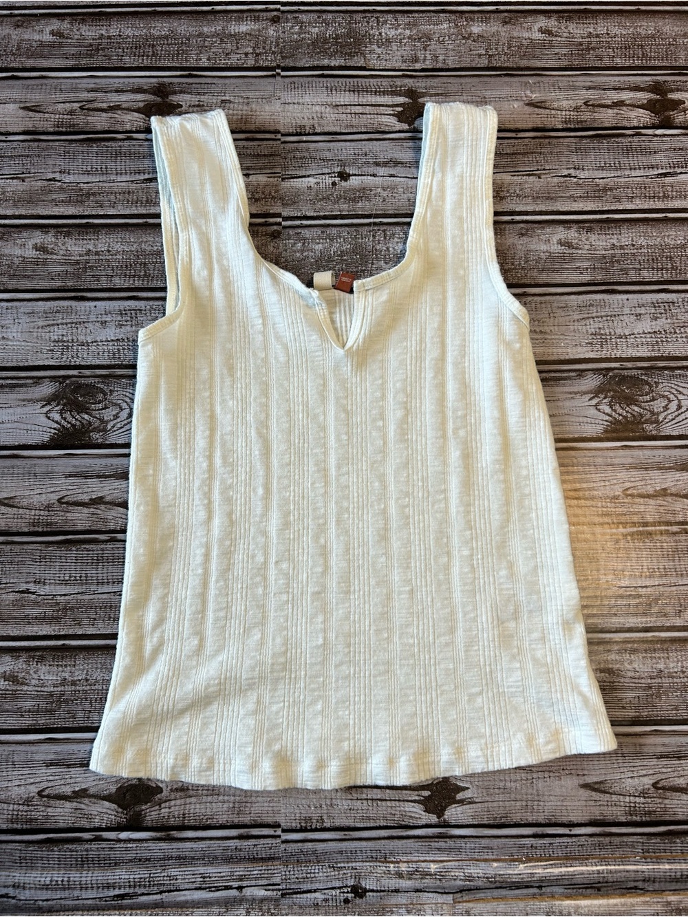 Pilcro Women’s Cream Ribbed V-Neck Tank Top Size Medium